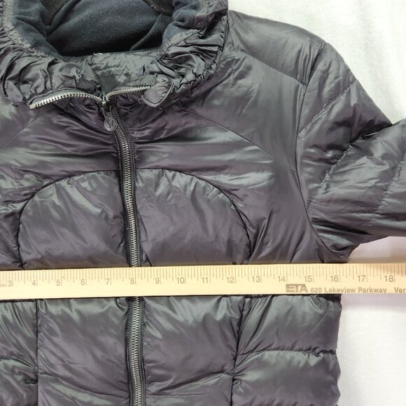 Lululemon Downtown Puffy Jacket Women's 4 Black Lightweight Insulated Down - Picture 9 of 16